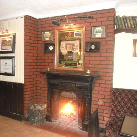 Leitrim Inn Carrick-on-Shannon Екстер'єр фото