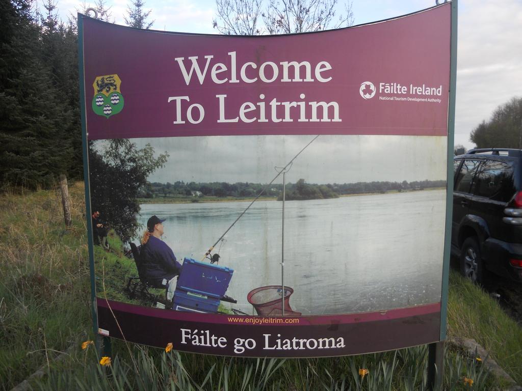 Leitrim Inn Carrick-on-Shannon Екстер'єр фото