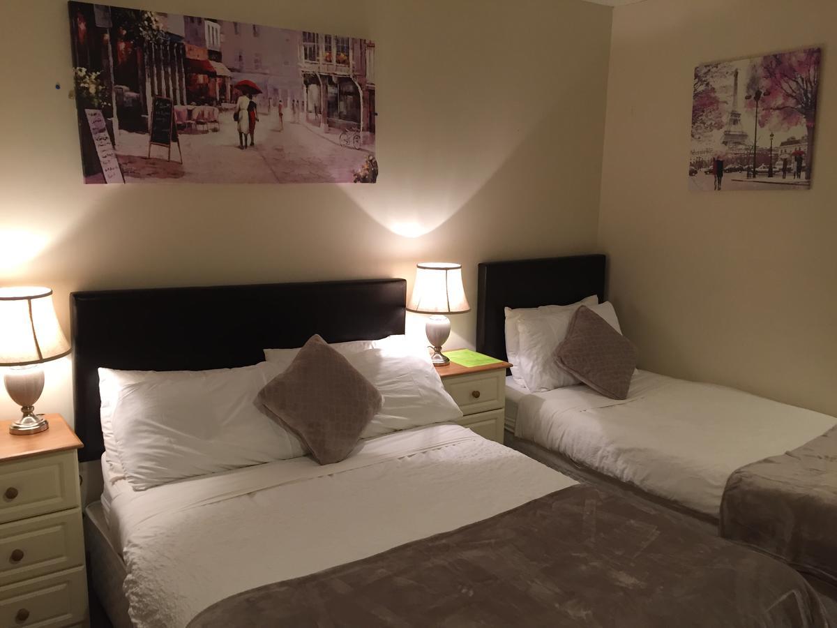 Leitrim Inn Carrick-on-Shannon Екстер'єр фото